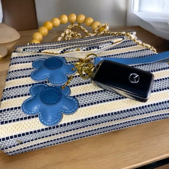 SET of 4 Floral Leather Bag Charms - Picture 8 of 11